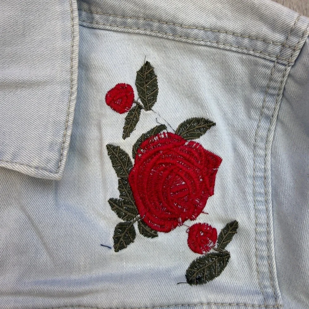 Waimea this embroidered